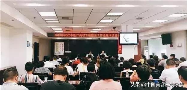 丰胸整形手术，美丽与风险并存的抉择